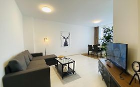 Charming Flat In Brasov With Balcony Panoramic View